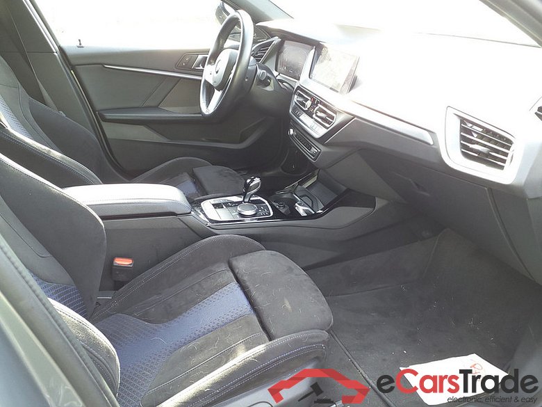 BMW 118i M-Sport Aut. Pano LED-Xenon LC-Pro Harman/Kardon ACC Navi-Pro Sport-Alcantara KeylessGo Camera Klima PDC ... #3