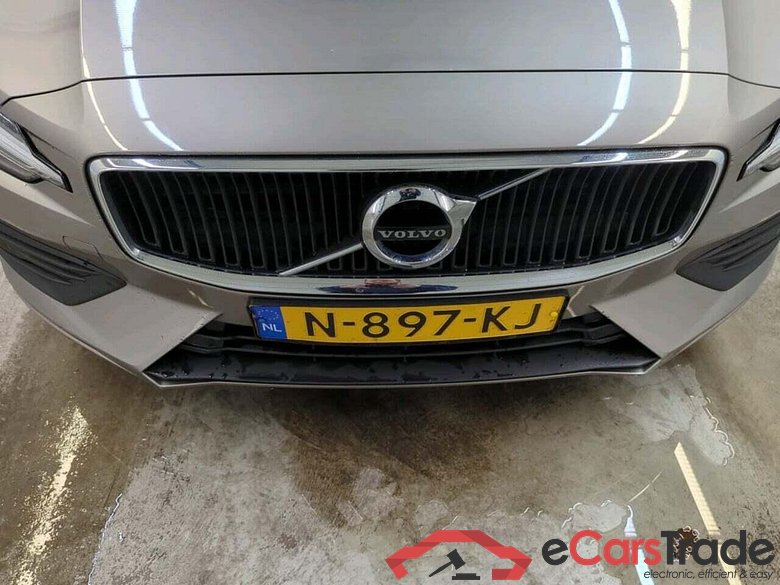 VOLVO V60 2.0 B3 Mom. Adv. #4