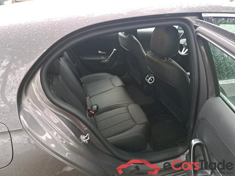 MERCEDES-BENZ A-CLASS 1.3 A 250 E DCT BUSINESS SOLUTION #6