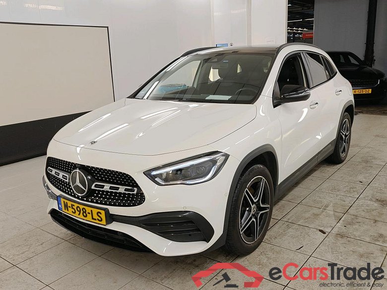 Mercedes-Benz GLA GLA 250 e DCT Business Sol AMG Limited 5d + Pano #1