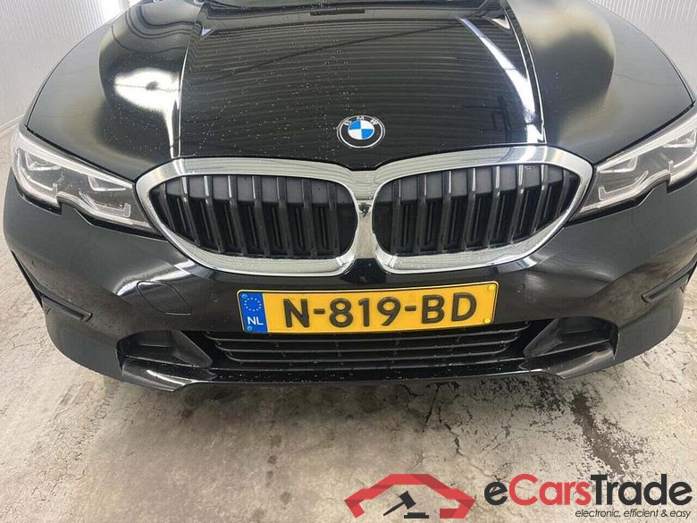 BMW 3-serie Touring 318d Business Ed. #4