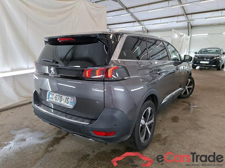 PEUGEOT 5008 / 2020 / 5P / SUV PureTech 130 S&S EAT8 GT Pack #3