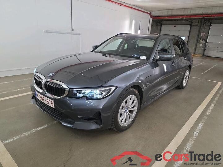 BMW 3 Reeks Touring 3 Reeks Touring 320e (150 kW) (PHEV) 150kW/204pk  5D/P Auto-8 #1