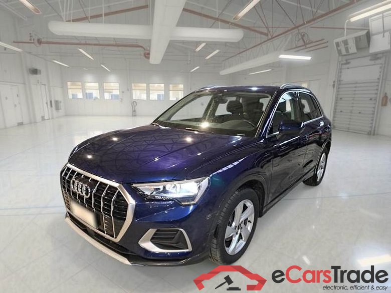 AUDI Q3 / 2018 / 5P / SUV 35 TDI S TRONIC BUSINESS ADVANCED #1