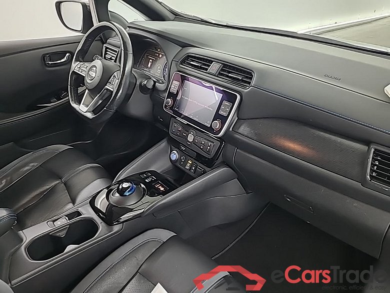 NISSAN LEAF TEKNA e+ 62kWh 5D Athlon Edition #6