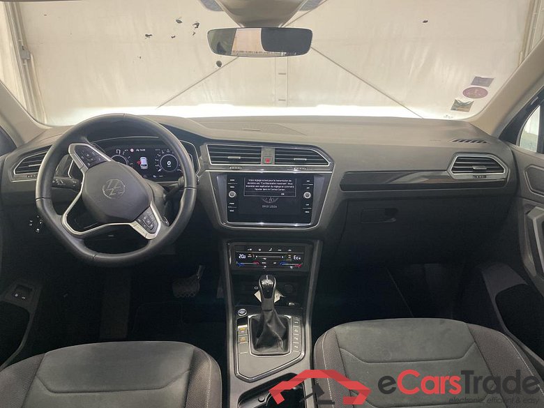 VOLKSWAGEN Tiguan / 2020 / 5P / SUV 1.4 eHybrid 245 DSG6 Elegance #5