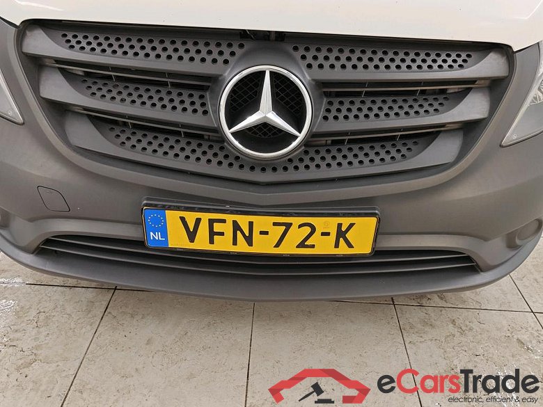 Mercedes-Benz Vito 110CDI Functional XL 4d #5