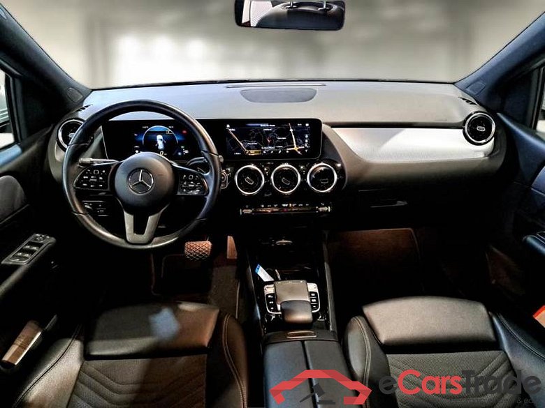 MERCEDES-BENZ CLASSE B / 2018 / 5P / MONOVOLUME B 180 D AUTOMATIC BUSINESS EXTRA #3