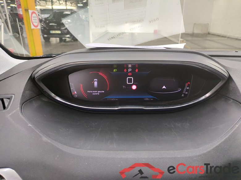 5008 Allure 1.5 HDi 130CV BVA8 7 Sieges E6d #6