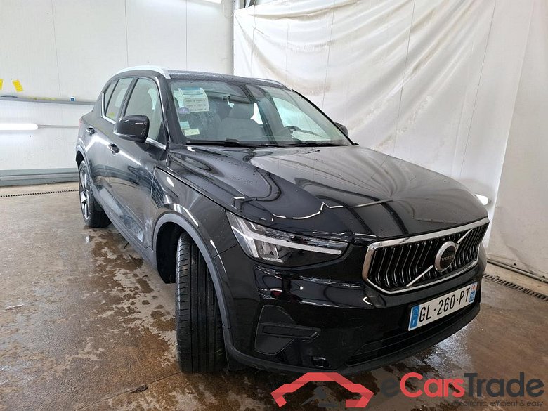 VOLVO XC40 / 2022 / 5P / SUV Recharge T5 262 DCT7 Plus #4