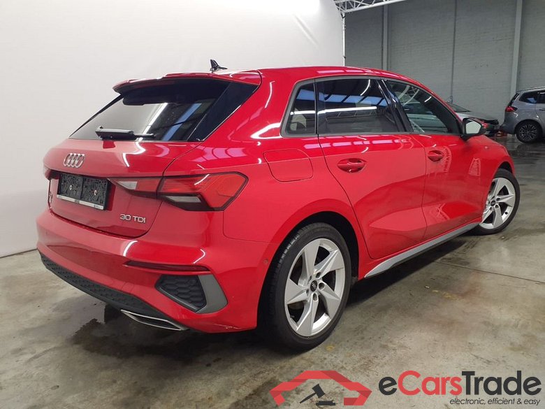 Audi A3 Sportback 2.0 30 TDi 85kW S line 5d #2