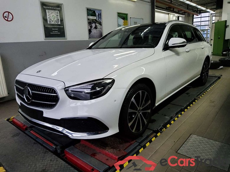 Mercedes-Benz E T-Modell (BM 213)(06.2016->) DE - Kb5 E 300 de EU6d, T de Avantgarde (EURO 6d), (Facelift) 2020 - 2023