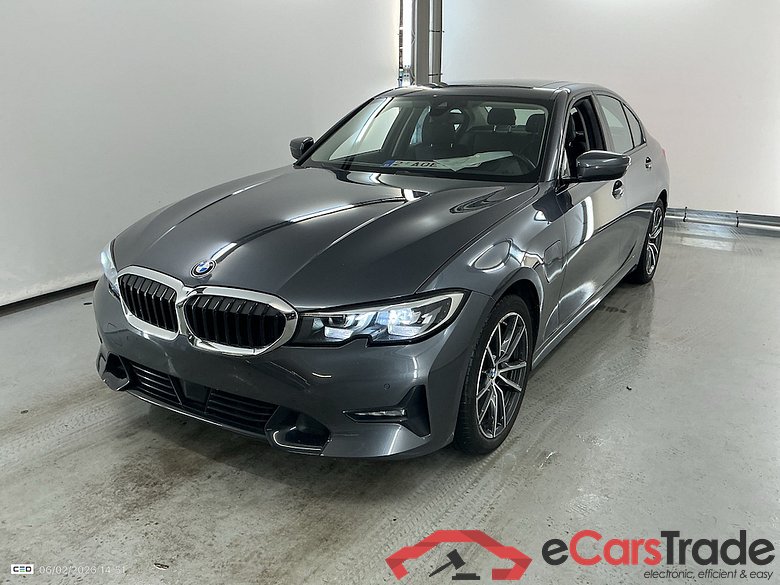 BMW 3-serie 2.0 330E (135KW) BERLINE #1