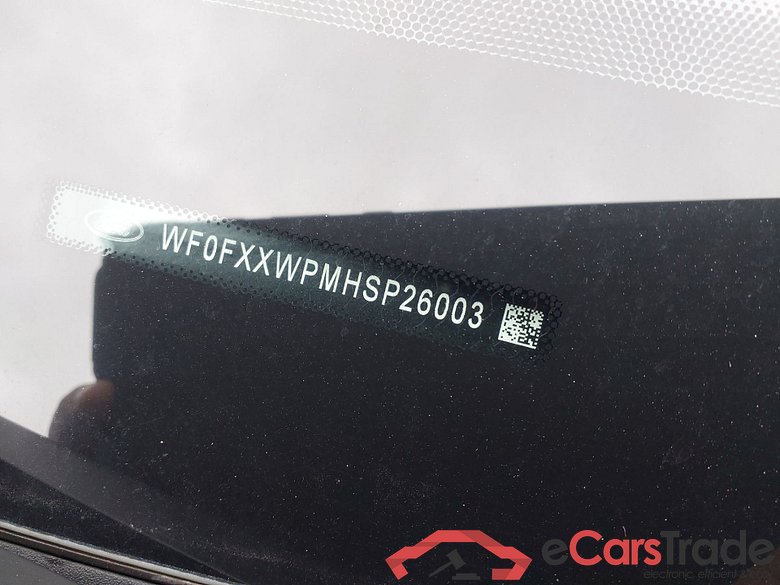 FORD Kuga 2.5 243CV Automático    ST-LINE X #5