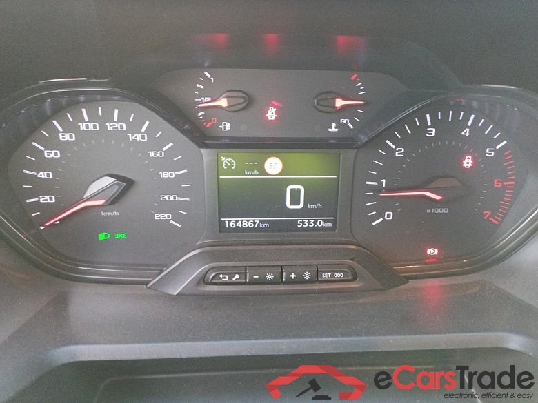 PEUGEOT Rifter / 2018 / 4P / combi Active Standard BlueHDi 73kW (IND) (CX2) #5