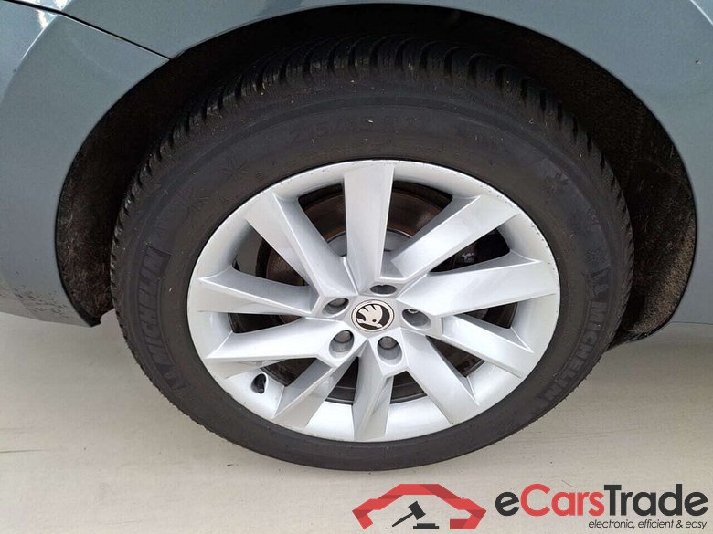 SKODA SUPERB COMBI 1.4 TSI PHEV STYLE DSG #4