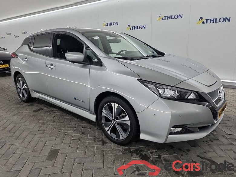 NISSAN LEAF TEKNA 40kWh 5D ProPILOT Athlon Edition #2