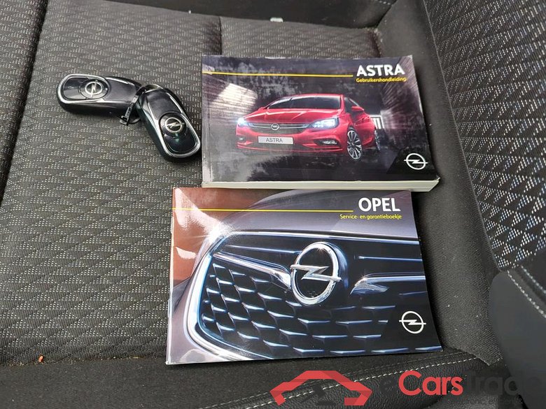 Opel Astra 1.2 turbo 81kW Elegance 5d #4