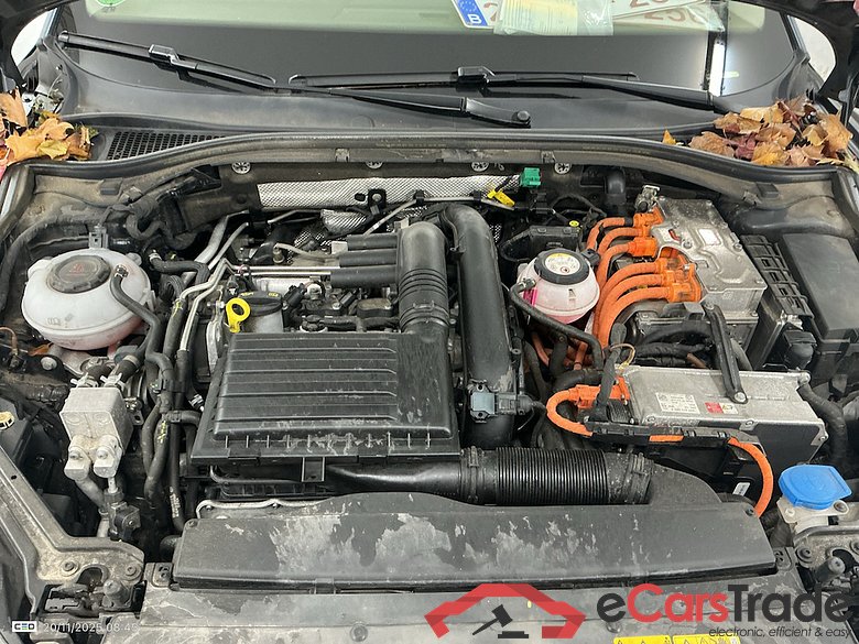 SKODA SUPERB COMBI - 2019 1.4 TSI PHEV Style DSG #6