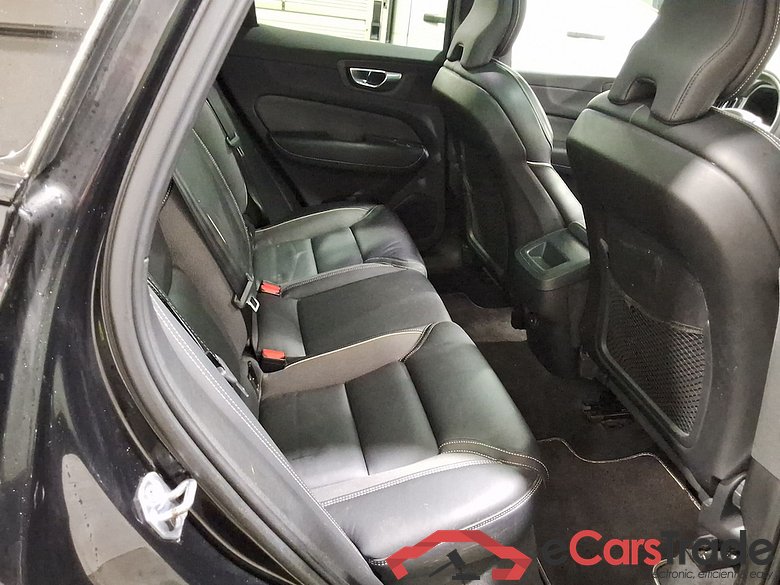 VOLVO XC60 2.0 B4 P GEARTRONIC R-DESIGN #5