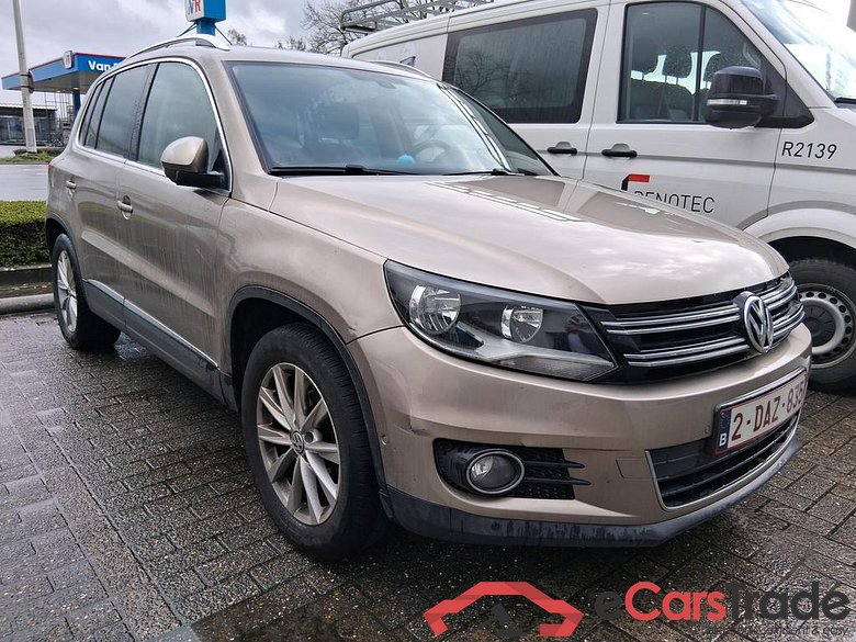 VOLKSWAGEN Tiguan Tiguan Sport & Style 1.4 TSI BlueMotion Technology 110 kW (150 ch) 6 vitesses DSG #2