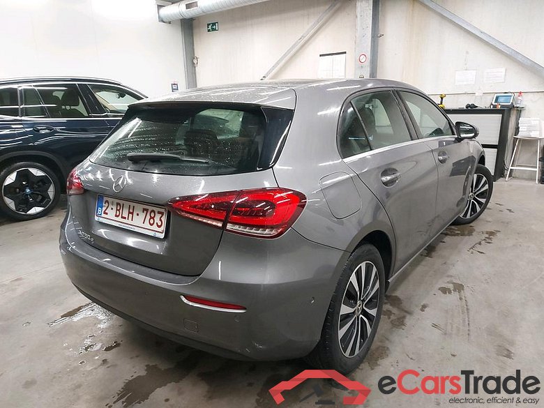 MERCEDES - MER A 250 e 218PK DCT Business Solution  * HYBRID * #2