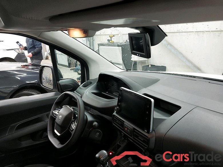 PEUGEOT - PEU PARTNER BHDi 130PK Heavy Premium L2 & Surround Rear Vision & Connect Nav #3