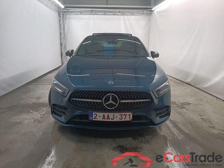 Mercedes-Benz A-Klasse Limousine A 250e Business Solution 4d #5
