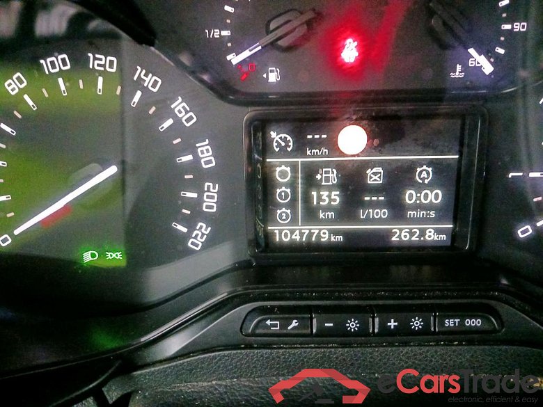 CITROEN Berlingo / 2015 / 4P / combi Talla M BlueHDi 100 S&S LIVE (IND) #5