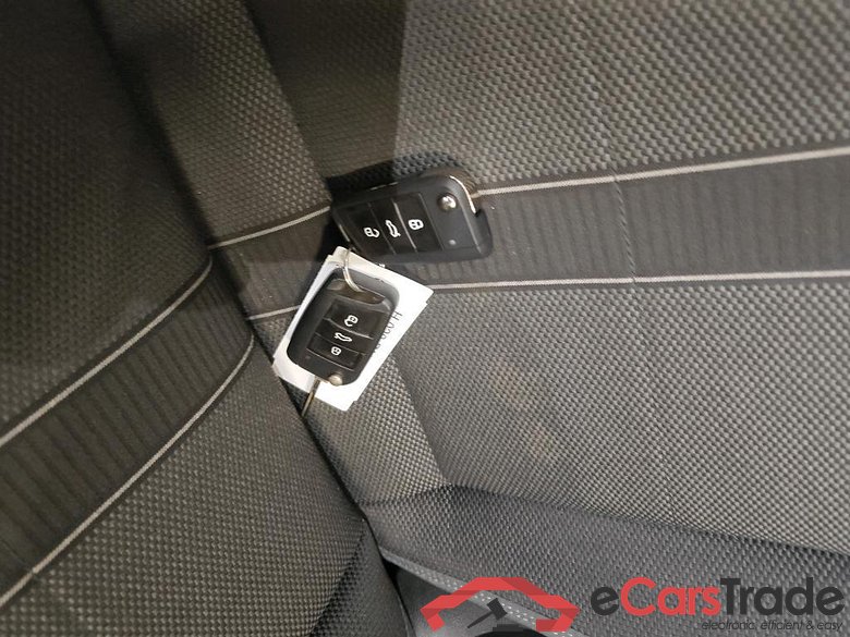 VOLKSWAGEN POLO 70 kW #6