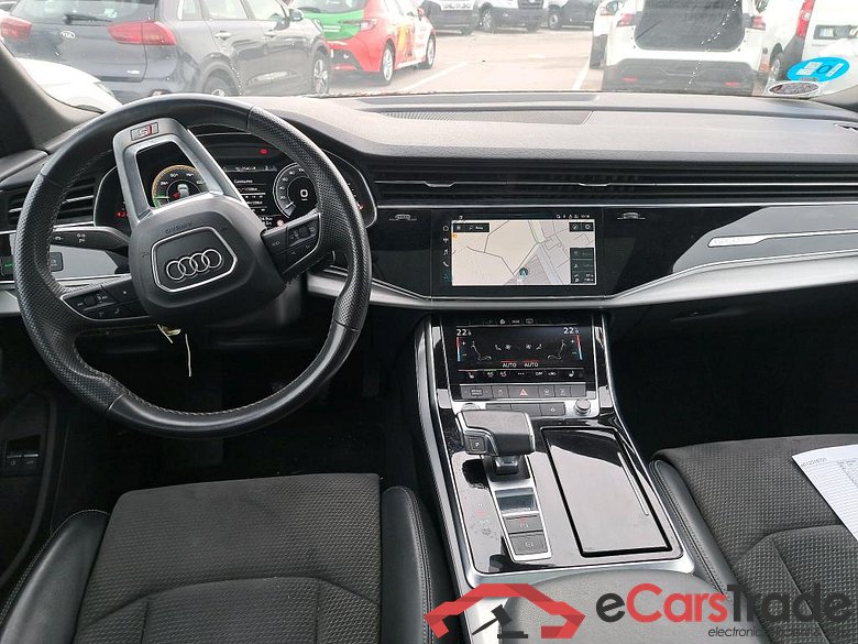 AUDI Q7 / 2019 / 5P / todoterreno S line 55 TFSIe 280kW(381CV) quattro tip #3