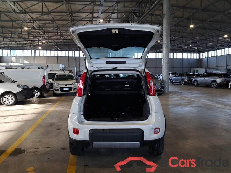 FIAT PANDA / 2011 / 5P / BERLINA 0.9 TWINAIR TURBO 85CV WILD 4X4 #5