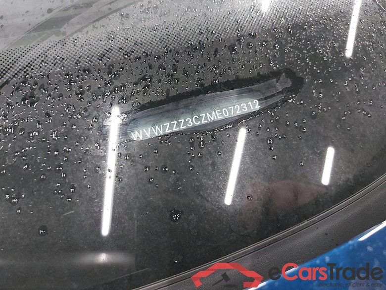 VOLKSWAGEN - VW  PASSAT TDI 150PK Style Business With Digital CockPit #6