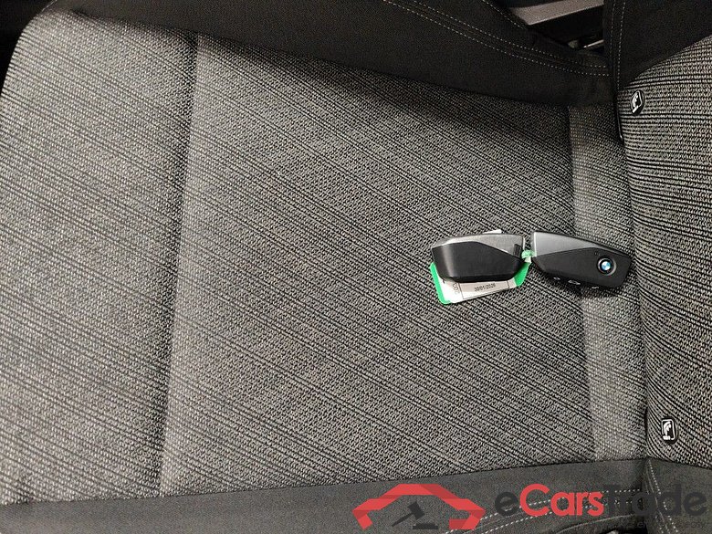 BMW X1 sDrive18d (100 kW) 5d #4