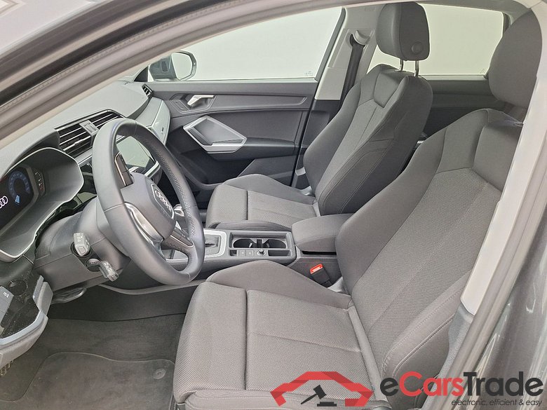 Audi, Q3 '18, Audi Q3 35 TDI S tronic S line Business Edition 5d #3