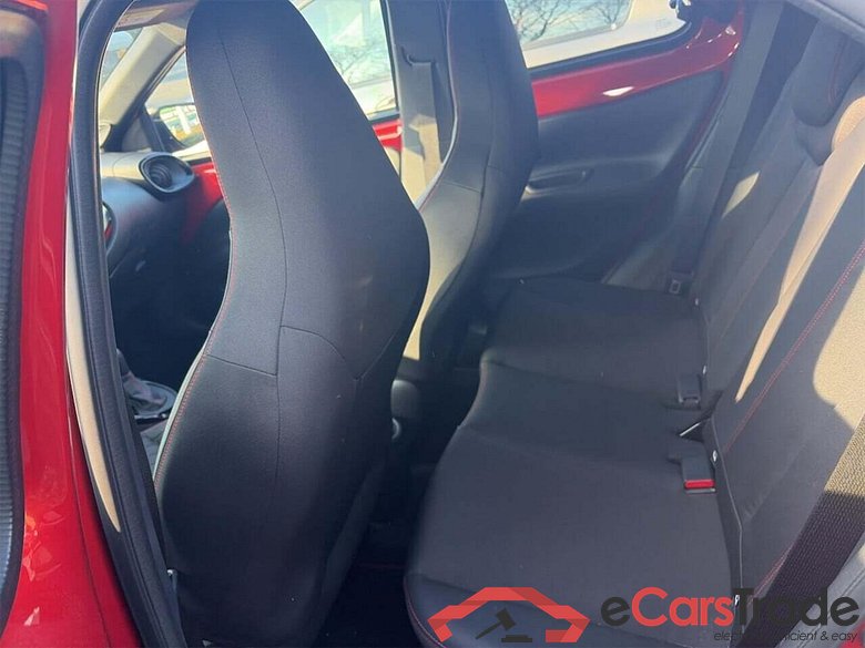 TOYOTA Aygo X 1.0 VVT-i S-CVT Premium #5