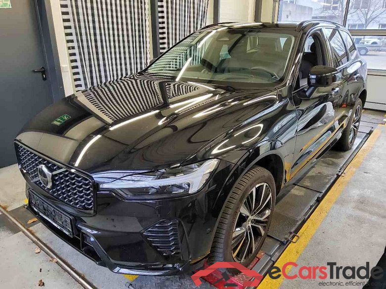 Volvo XC60 (03.2017->) DE - SUV5 B5 (Benzin) AWD EU6d, Ultimate Dark Mild-Hybrid (EURO 6d), (Facelift) #1