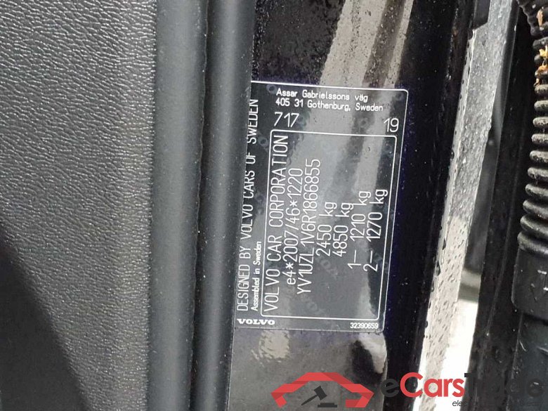 Volvo XC60 (03.2017->) DE - SUV5 B5 (Benzin) AWD EU6d, Ultimate Dark Mild-Hybrid (EURO 6d), (Facelift) #3