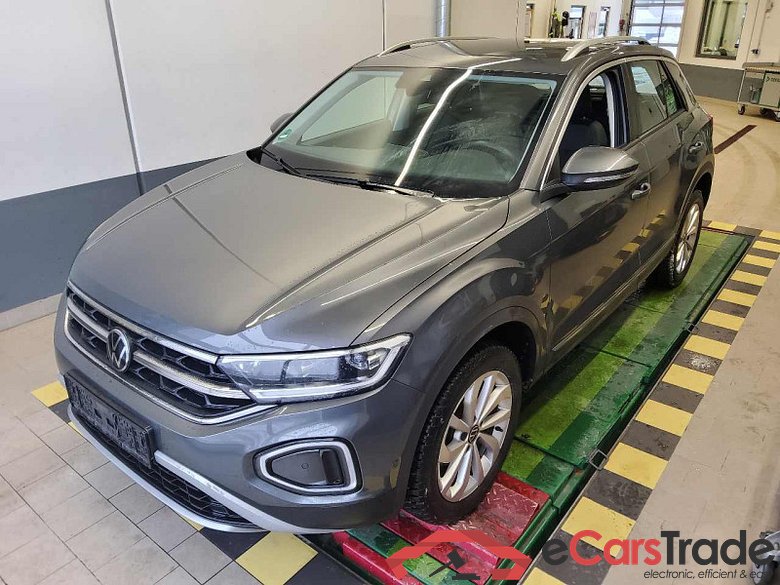 Volkswagen T-Roc (D11)(12.2021->) DE - SUV5 1.5 TSI EU6d, Style, (Facelift) 2022 - 2024