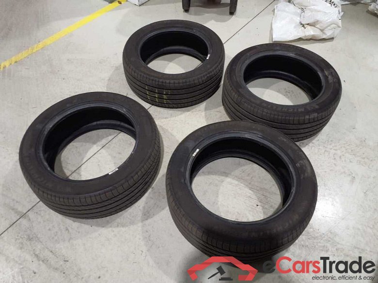 Volvo V60 Kombi (2018->) DE - Kb5 B3 (Benzin) EU6d, Momentum Core Mild-Hybrid (EURO 6d), 2020 - 2021 #3