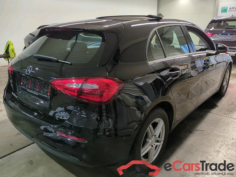 MERCEDES-BENZ A-Klasse A 180 d 8G-DCT 5d 85kW #2