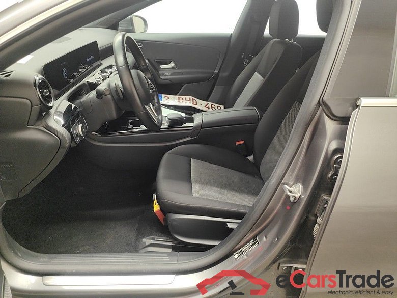 Mercedes-Benz CLA Shooting Brake CLA 180 d Business Solution Essential Aut. 5d #3
