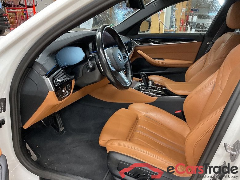 5 Touring 530 e xDrive M Sport 2.0 215KW AT8 E6d #4