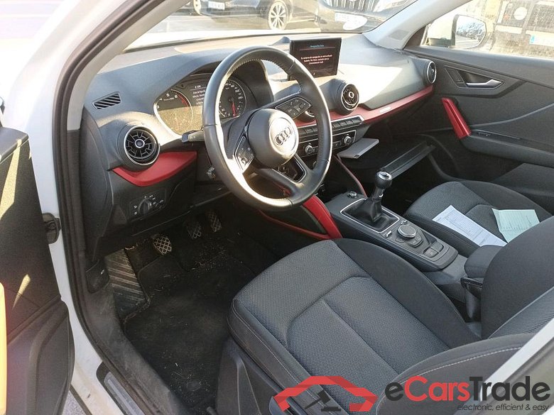 AUDI Q2 / 2016 / 5P / todoterreno Sport 30 TFSI 85kW (116CV) CX #3