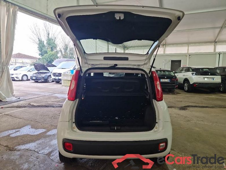 FIAT PANDA / 2011 / 5P / BERLINA 1.2 69CV SeS E6D-TEMP EASY #5