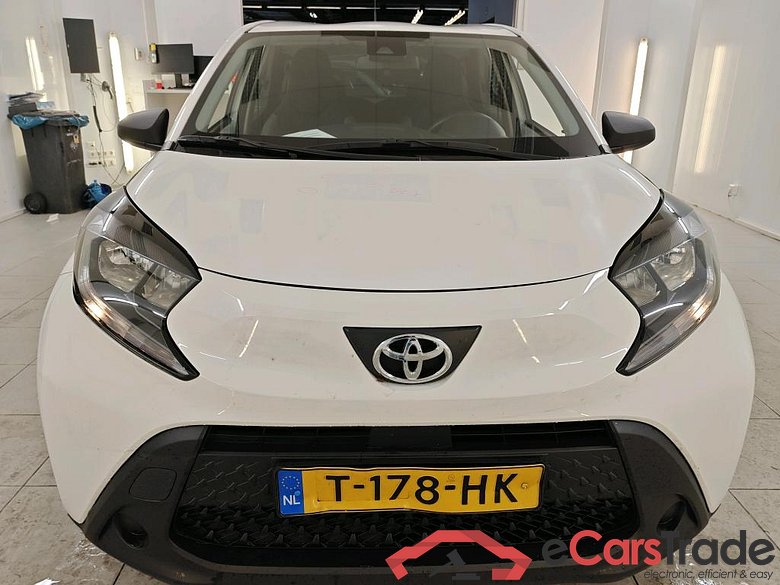Toyota AYGO X 1.0 VVT-i MT 5d #5