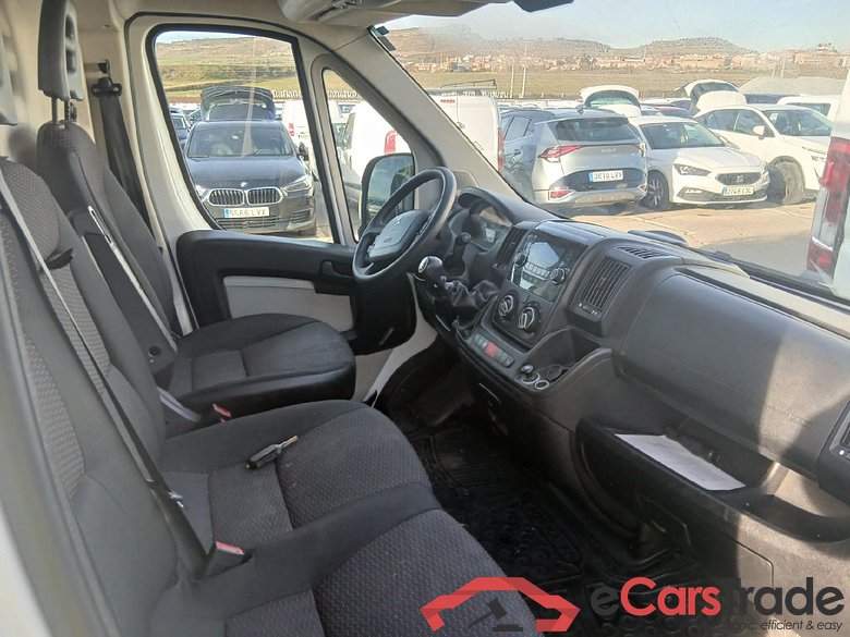 PEUGEOT Boxer / 2014 / 4P / furgón 330 L1H1 BlueHDi 81KW (110CV) #6