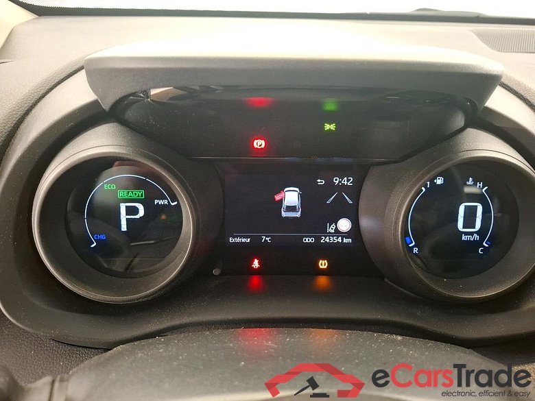 TOYOTA Yaris Cross Hybride / 2021 / 5P / SUV 1.5 HYBRID 116H DYNAMIC BUSINESS BEY AWD #6