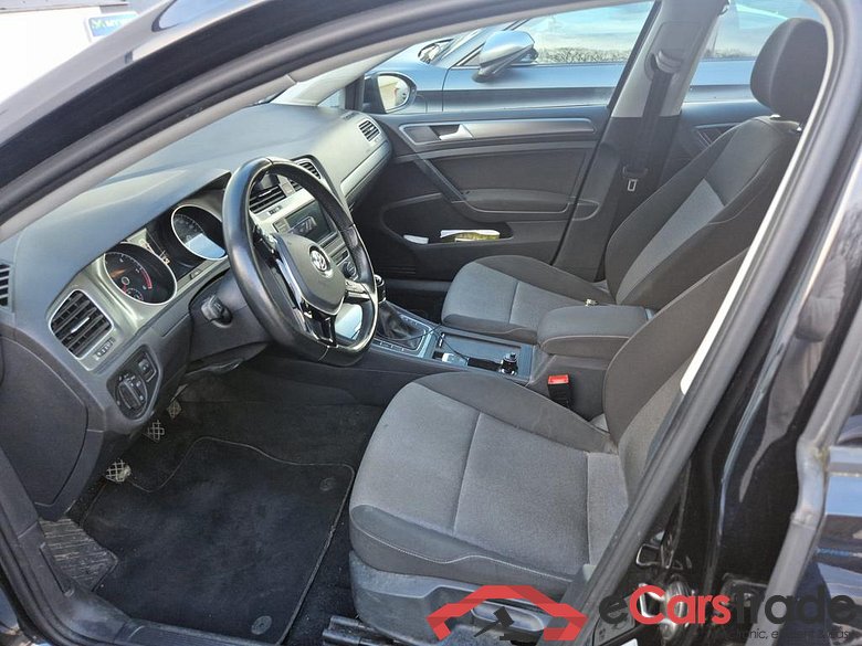 VOLKSWAGEN Golf VII Golf   Trendline 1.6 TDI BlueMotion Technology 81 kW (110 ch) 5 vitesses manuel #5