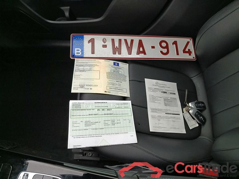 Mercedes-Benz A-Klasse Limousine A 180 d DCT Launch Edition 4d #4